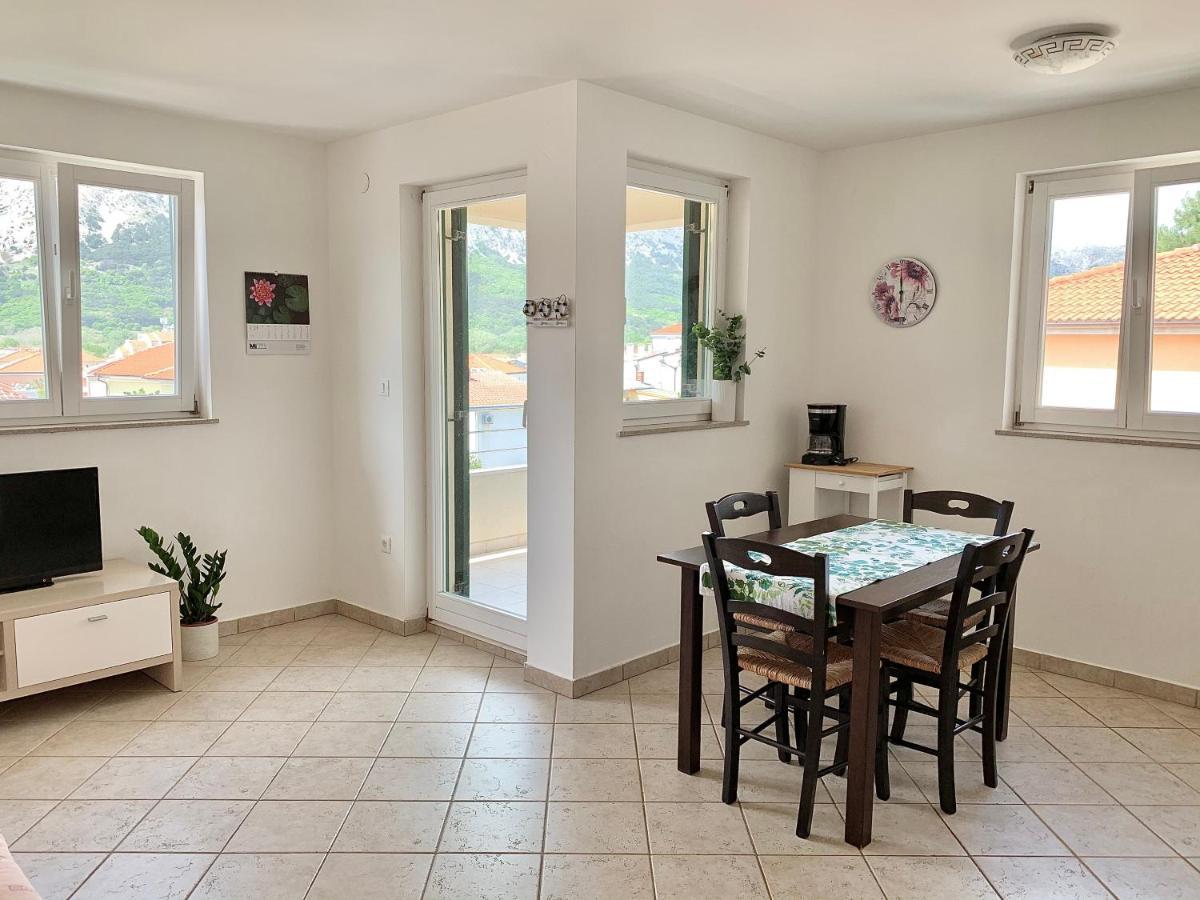Apartments Happy Stay Center Baska Buitenkant foto