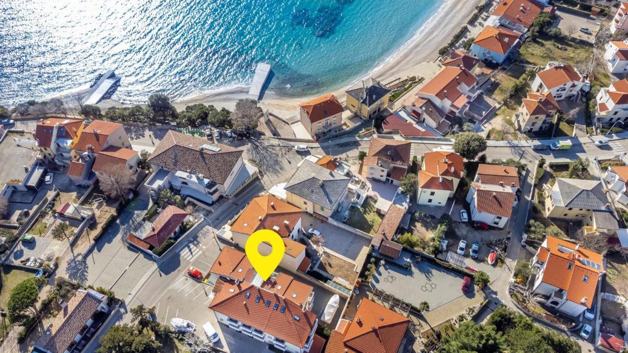 Apartments Happy Stay Center Baska Buitenkant foto