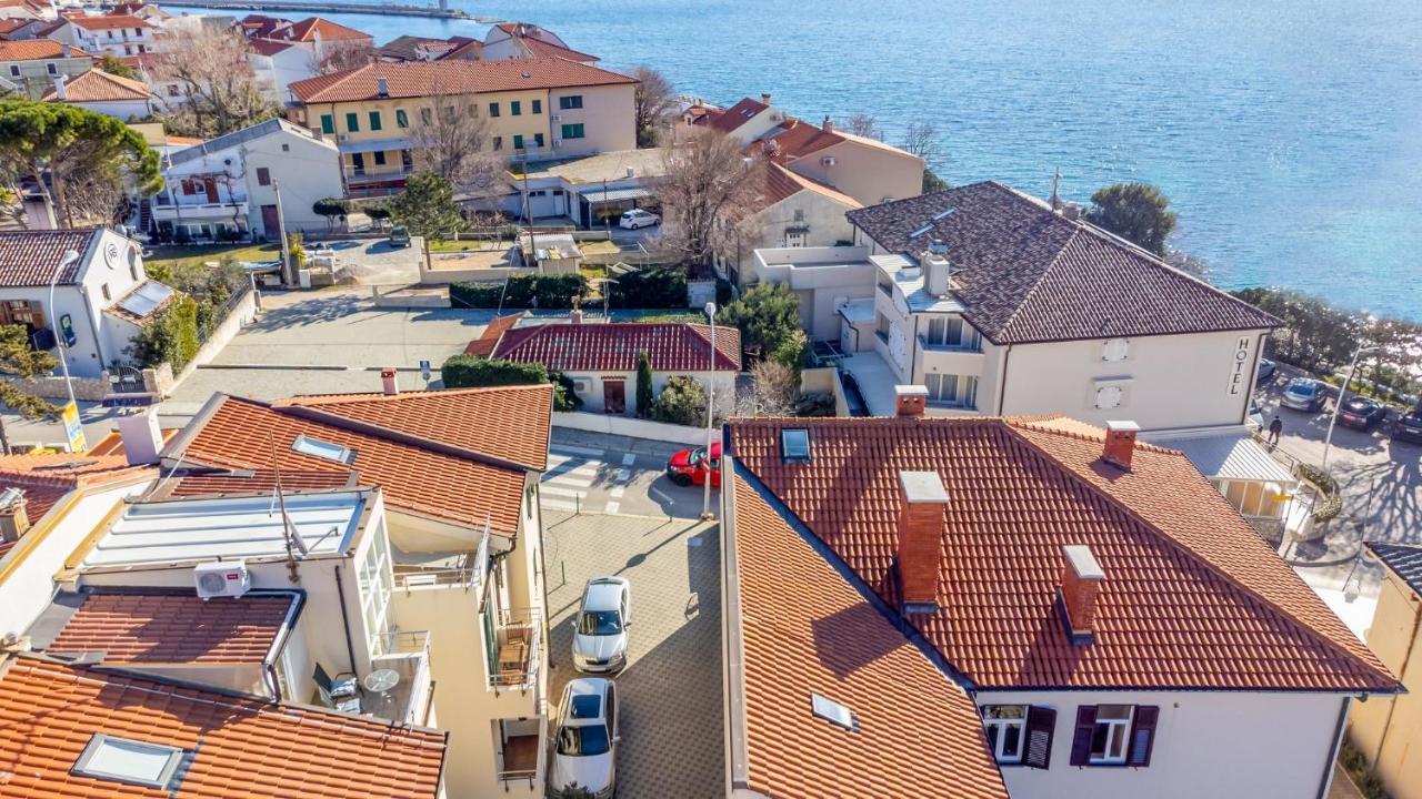 Apartments Happy Stay Center Baska Buitenkant foto